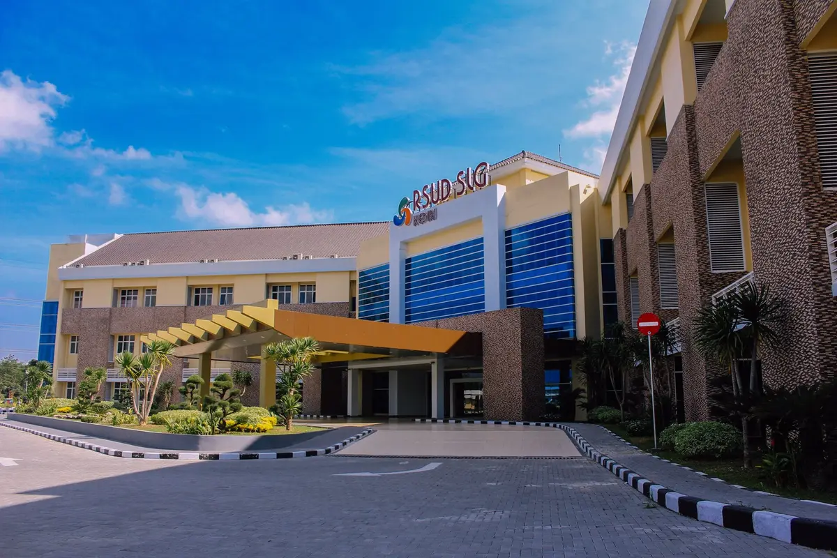 Pemandangan Kediri