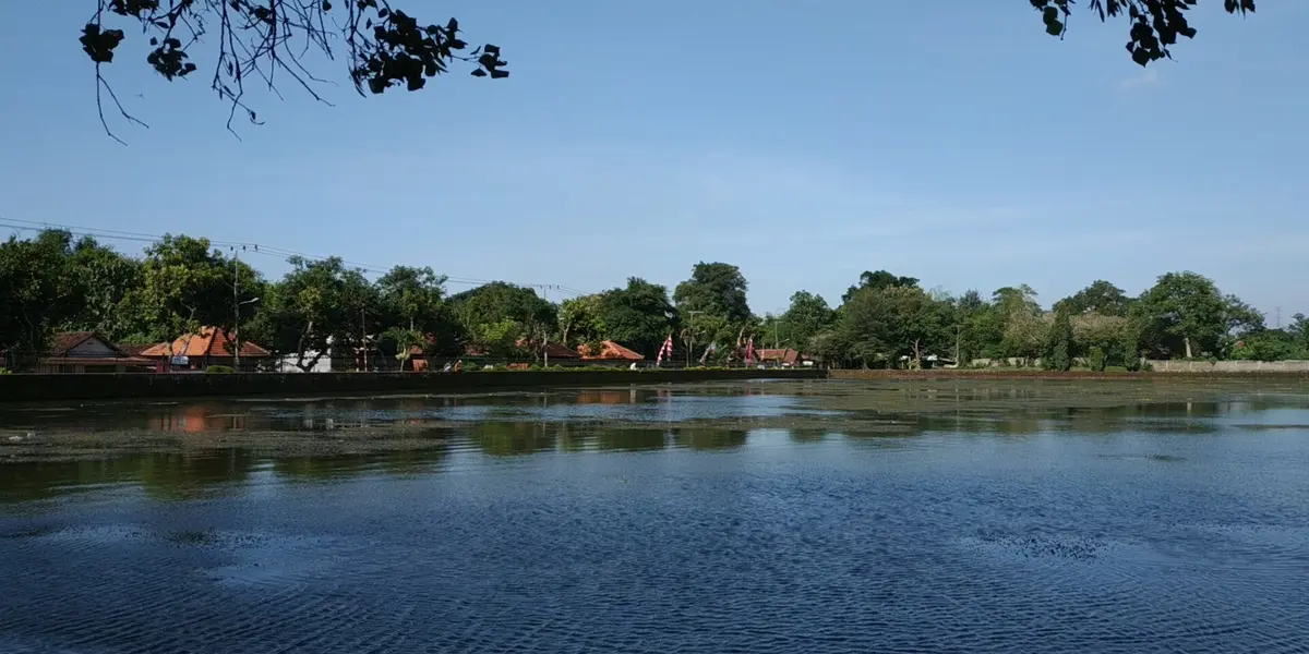 Pemandangan Mojokerto